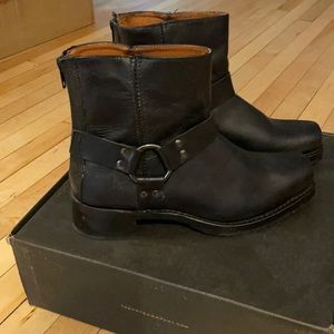 Frye Heirloom Harness Boots in black, size 11. Excellent condition.